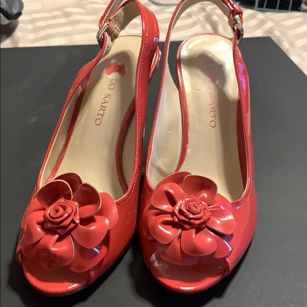 Coral wedge shoes